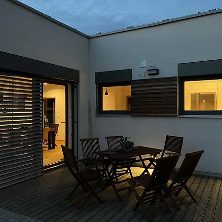 Apartman Business Comfort Se Zahradou * Hradec Králové